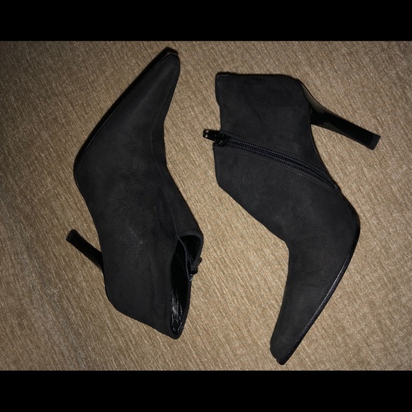 bebe Shoes - Bebe bootie, Like New Condition. Size 6